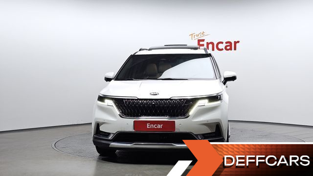Kia CARNIVAL Gasoline 7-Seater Signature купить на сайте DeffCars