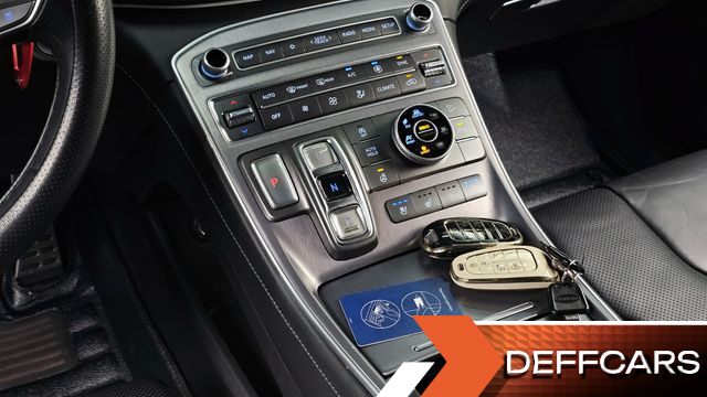 Hyundai SANTAFE Diesel 2.2 2WD Calligraphy купить на сайте DeffCars