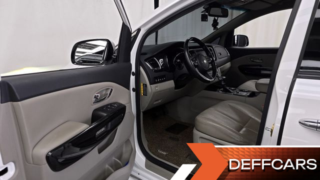 Kia CARNIVAL 9-Seater Noblesse Special купить на сайте DeffCars