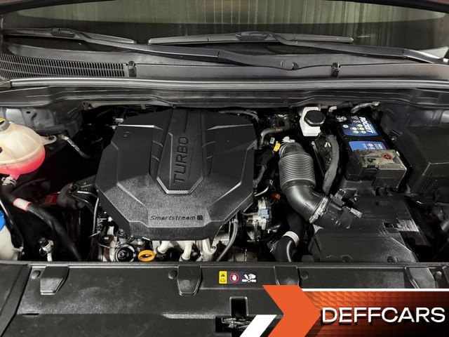 Kia CARNIVAL 9-Seater Signature купить на сайте DeffCars
