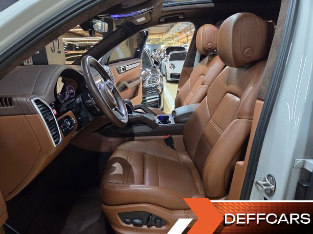 Porsche CAYENNE 3.0 PLATINUM EDITION купить на сайте DeffCars