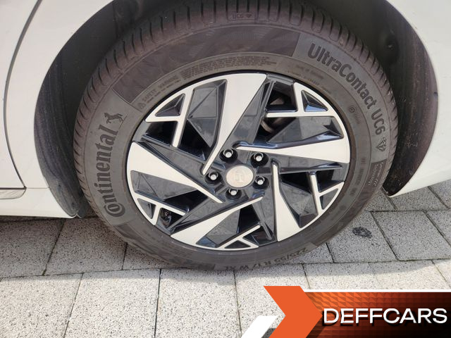Hyundai GRANDEUR Le Blanc купить на сайте DeffCars