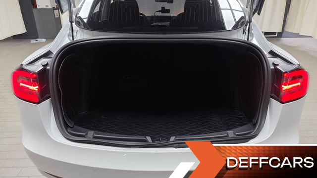 Tesla MODEL 3 Long Range AWD купить на сайте DeffCars