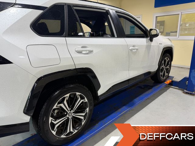 Toyota RAV4 2.5 4WD PHEV XSE купить на сайте DeffCars