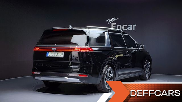 Kia CARNIVAL Gasoline 9-Seater Signature купить на сайте DeffCars
