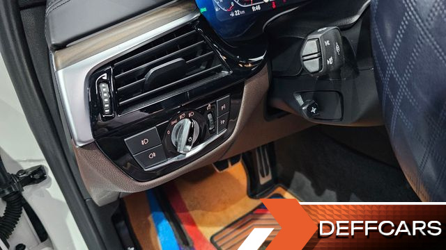 BMW 5-SERIES 530i M Sport Package Plus купить на сайте DeffCars