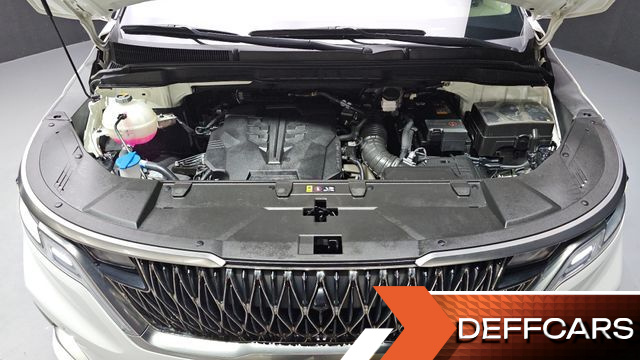 Kia CARNIVAL Gasoline 7-Seater Hi-Limousine Signature купить на сайте DeffCars