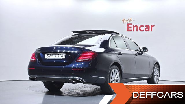 Mercedes E-CLASS E300 Exclusive купить на сайте DeffCars