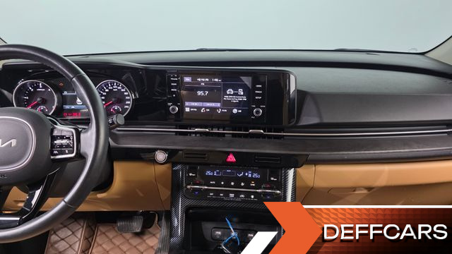 Kia CARNIVAL 7-Seater Outdoor Noblesse купить на сайте DeffCars