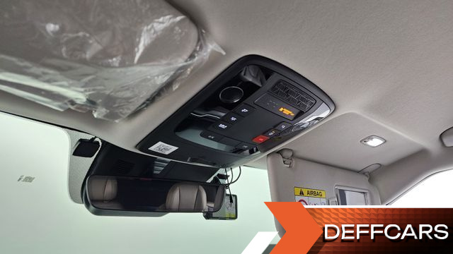 Kia CARNIVAL 7-Seater Noblesse купить на сайте DeffCars