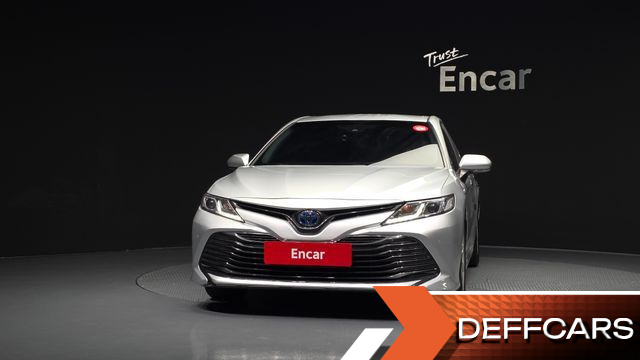 Toyota CAMRY 2.5 LE Hybrid купить на сайте DeffCars