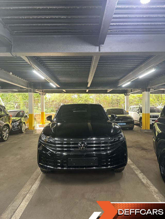 Volkswagen TOUAREG 3.0 TDI Prestige купить на сайте DeffCars