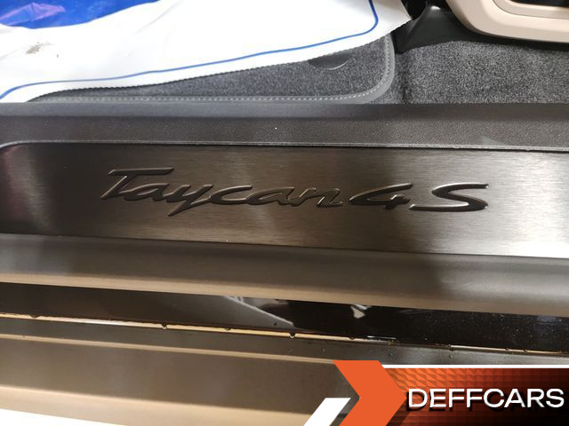 Porsche TAYCAN 4S купить на сайте DeffCars