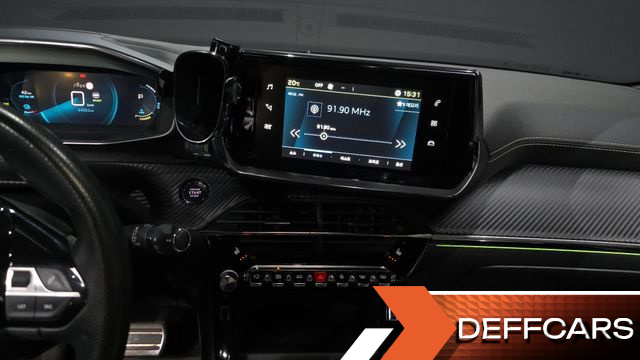 Peugeot 208 GT Line купить на сайте DeffCars