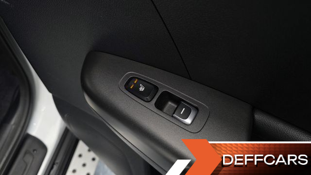 Kia SPORTAGE Gasoline 2.0 2WD Noblesse купить на сайте DeffCars