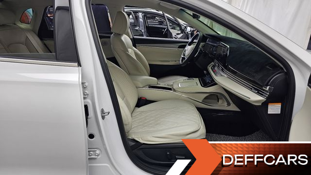 Hyundai GRANDEUR Le Blanc купить на сайте DeffCars