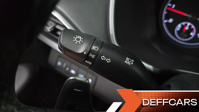 Hyundai SANTAFE Diesel 2.2 2WD Prestige купить на сайте DeffCars