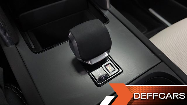 Land Rover DISCOVERY SPORT P250 Dynamic SE купить на сайте DeffCars