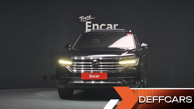 Volkswagen TOUAREG 3.0 TDI R-Line купить на сайте DeffCars