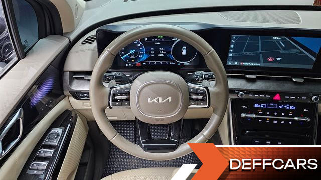 Kia CARNIVAL Diesel 9-Seater Signature купить на сайте DeffCars