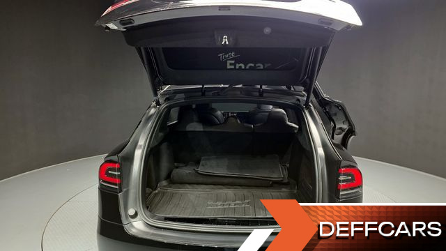 Tesla MODEL X AWD купить на сайте DeffCars