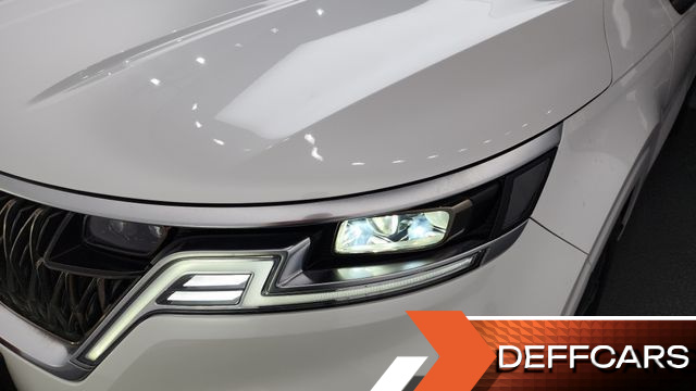 Kia CARNIVAL 7-Seater Signature купить на сайте DeffCars