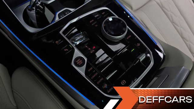 BMW X7 xDrive 40i M Sport 6STR купить на сайте DeffCars