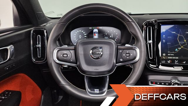 Volvo XC40 T4 R-Design купить на сайте DeffCars