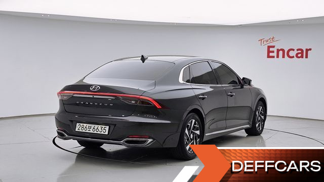 Hyundai GRANDEUR Le Blanc купить на сайте DeffCars