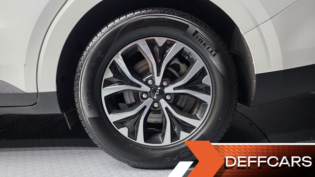 Kia CARNIVAL 9-Seater Noblesse купить на сайте DeffCars