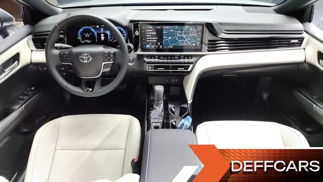Toyota CAMRY 2.5 XLE Hybrid купить на сайте DeffCars