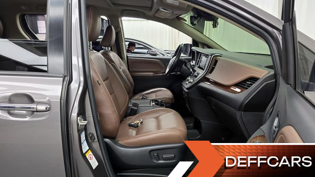 Toyota SIENNA 3.5 AWD купить на сайте DeffCars