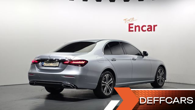 Mercedes E-CLASS E350 4MATIC Avantgarde купить на сайте DeffCars