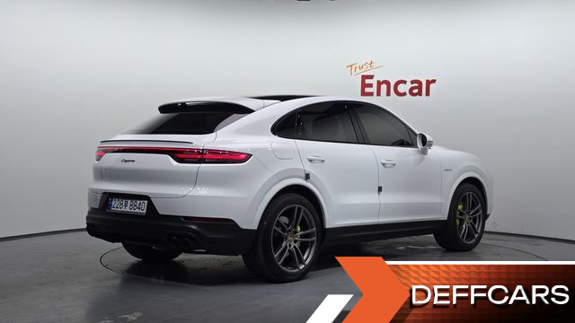 Porsche CAYENNE 3.0 E-Hybrid Coupe купить на сайте DeffCars
