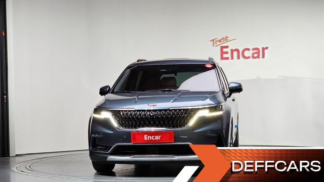 Kia CARNIVAL Gasoline 7-Seater Signature купить на сайте DeffCars