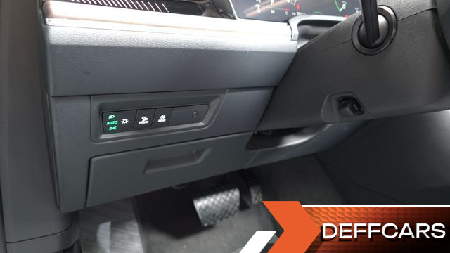 Volkswagen TOUAREG 3.0 TDI Prestige купить на сайте DeffCars