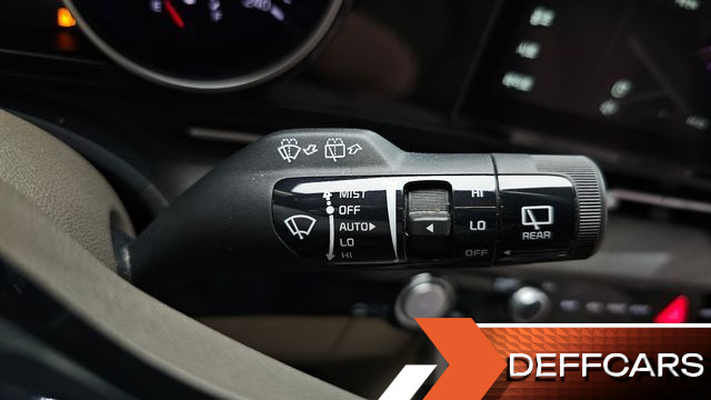 Kia CARNIVAL Diesel 9-Seater Prestige купить на сайте DeffCars