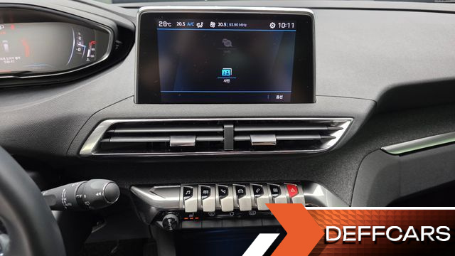 Peugeot 5008 1.2 Pure Tech Allure купить на сайте DeffCars