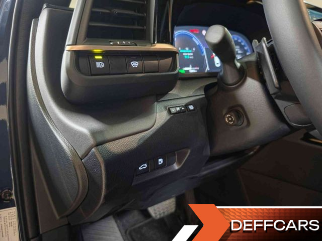 Toyota CROWN 2.4 4WD Dual Boost HYbrid купить на сайте DeffCars