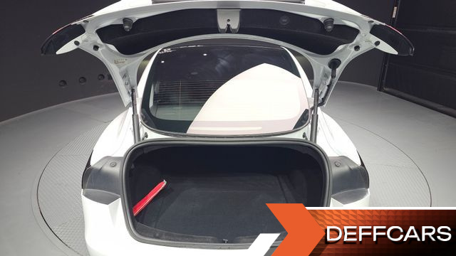 Tesla MODEL 3 Long Range AWD купить на сайте DeffCars