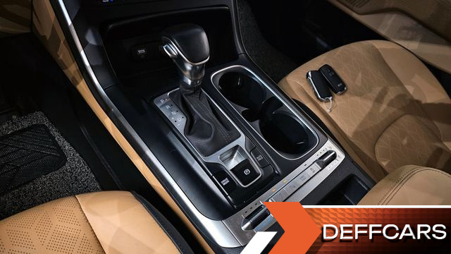 Kia CARNIVAL 9-Seater Prestige купить на сайте DeffCars