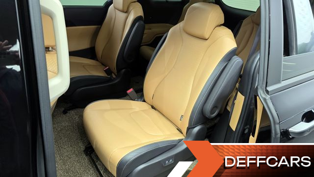 Kia CARNIVAL 9-Seater Noblesse купить на сайте DeffCars