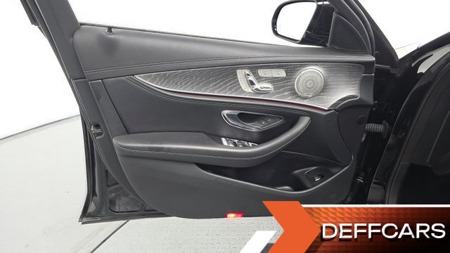 Mercedes E-CLASS E350 4MATIC AMG Line купить на сайте DeffCars