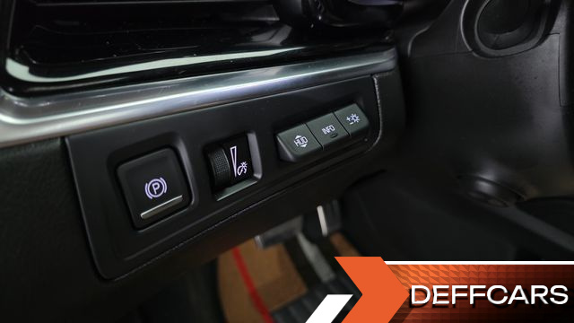 Cadillac XT6 3.6 Sport купить на сайте DeffCars