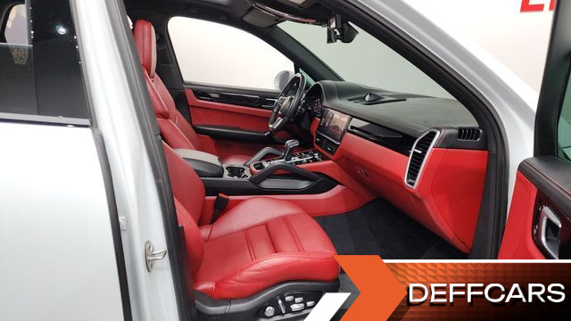 Porsche CAYENNE 3.0 купить на сайте DeffCars