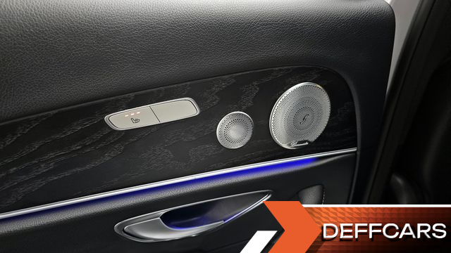 Mercedes E-CLASS E300 4MATIC Avnatgarde купить на сайте DeffCars
