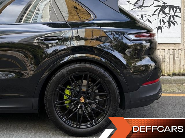 Porsche CAYENNE 3.0 E-Hybrid купить на сайте DeffCars