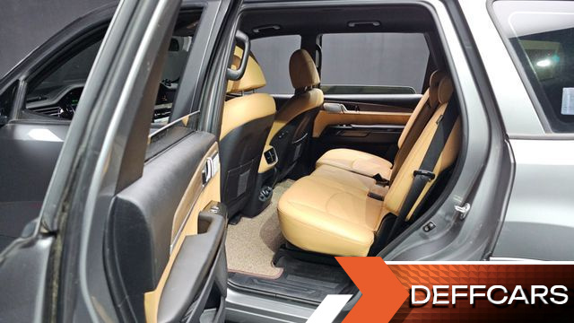 Kia MOHAVE Diesel 3.0 4WD 5-Seater Platinum купить на сайте DeffCars