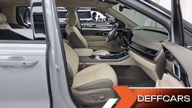 Kia CARNIVAL 7-Seater Gravity купить на сайте DeffCars