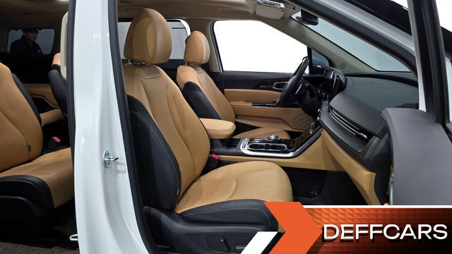 Kia CARNIVAL 9-Seater Noblesse купить на сайте DeffCars
